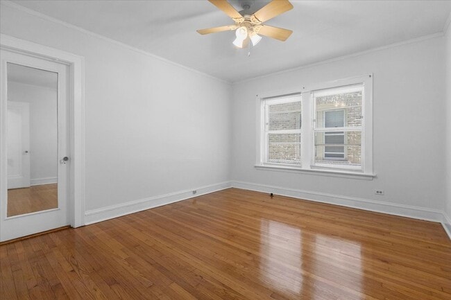 Building Photo - 811 Dobson St