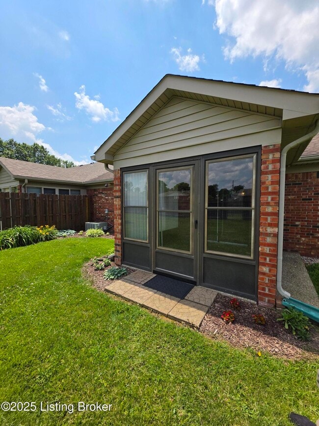 Building Photo - 130 Flintstone Ct