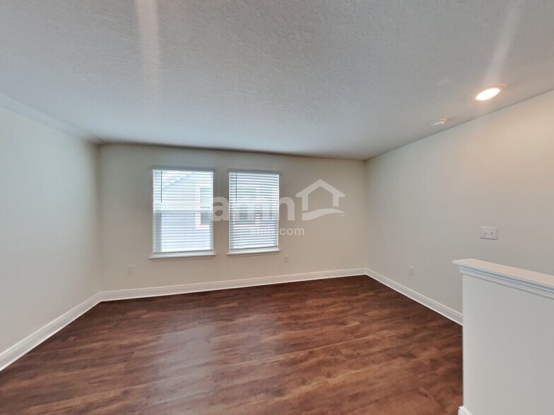 Building Photo - 6318 Emerald Hls Wy