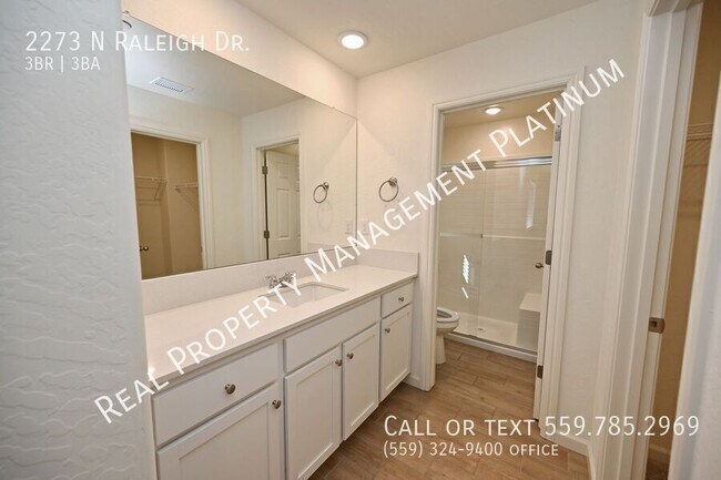 Building Photo - 2273 N Raleigh Dr