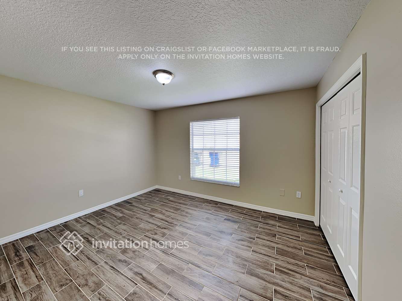 Building Photo - 2399 Sweetwater Blvd