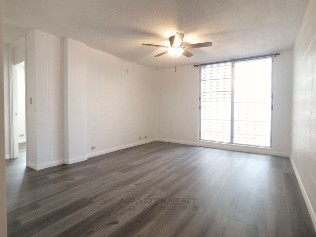 Building Photo - 412 N Kuakini St