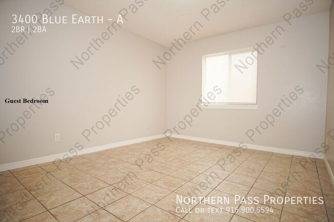 Building Photo - 2 Bedroom Apartment w/Refrigerated AC!! 2 ...