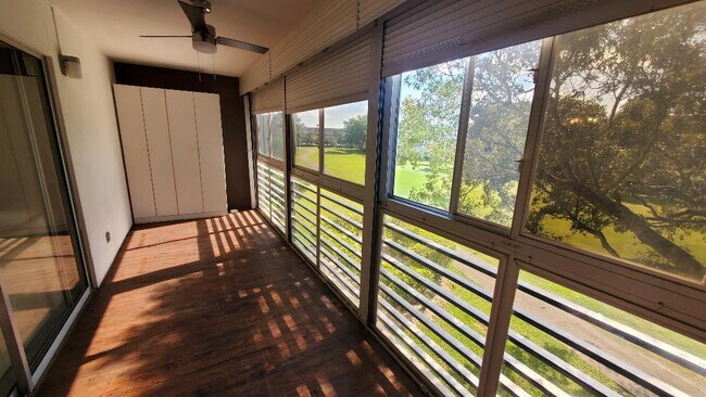 Building Photo - 3401 Bimini Ln