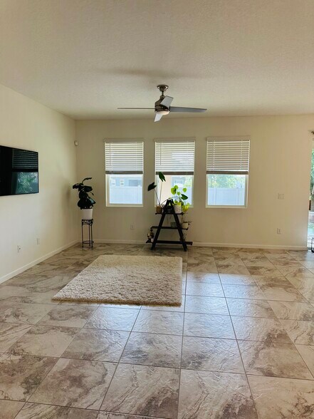 Building Photo - 1818 Black Maple Pl