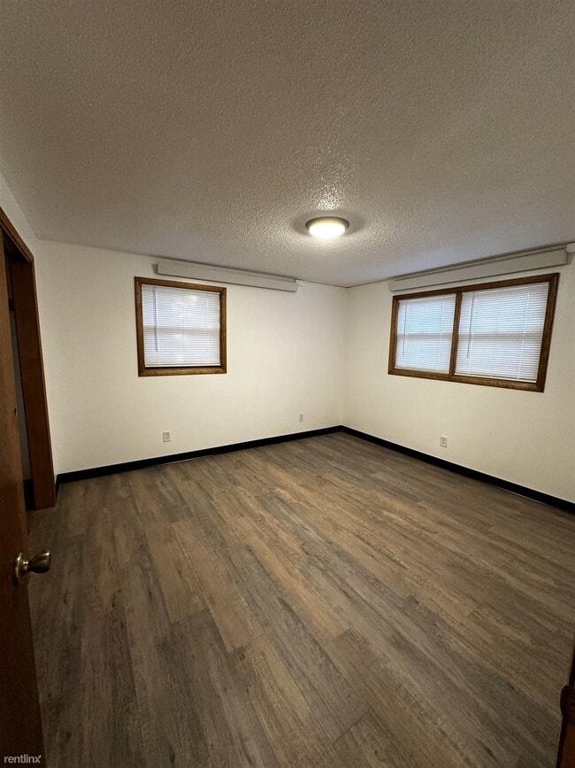 Building Photo - 1 br, 1 bath 4plex - 104 Philadelphia Stre...