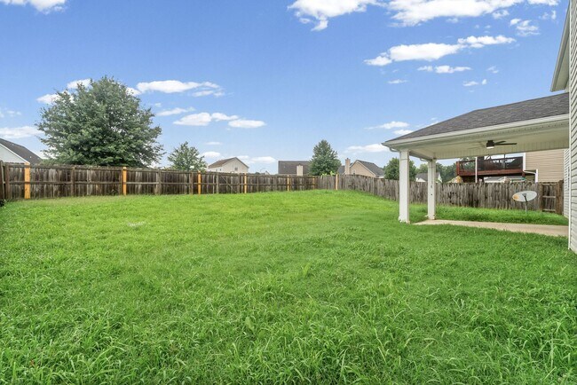 Building Photo - 880 Cherry Blossom Ln