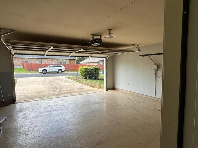 Building Photo - 4200 Adagio Pl