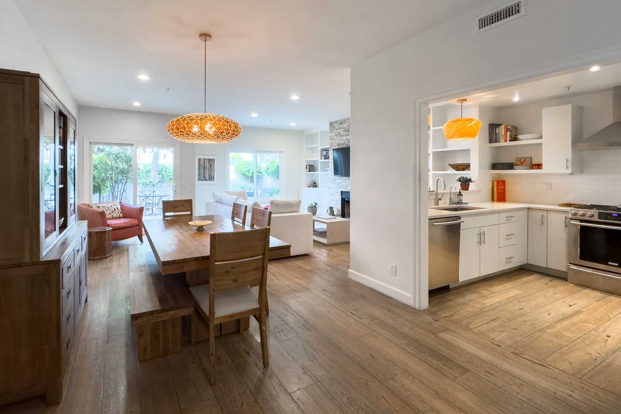 Building Photo - 4505 Carpinteria Ave