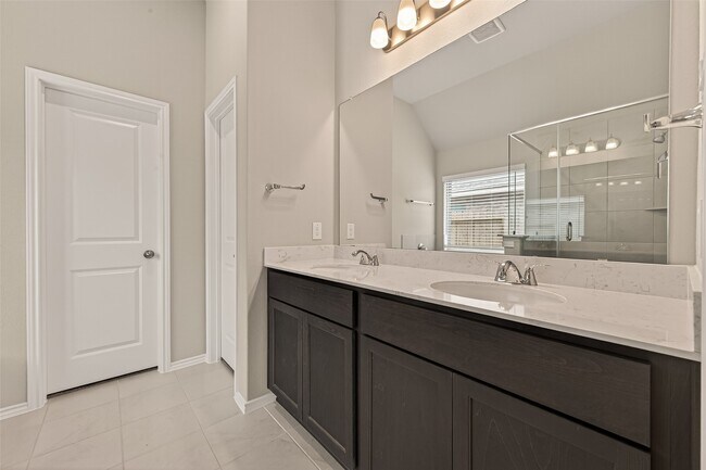 Building Photo - 415 Twilight Mdw Wy