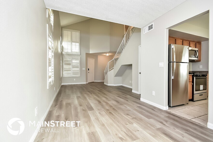 Building Photo - 4013 N Compass Rose Way