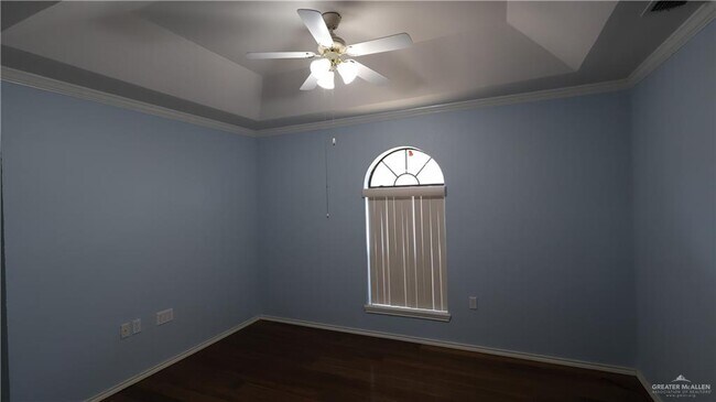 Building Photo - 3507 N 34th Ln