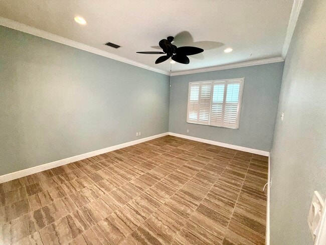 Building Photo - 1203 Scarlet Oak Cir