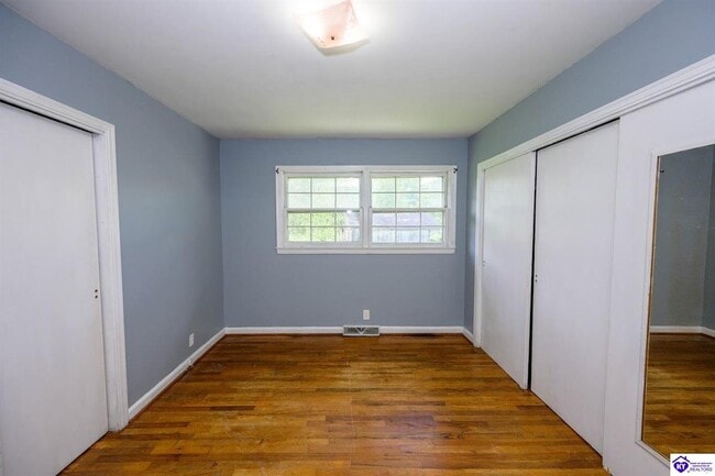 Building Photo - 640 Rineyville-Big Springs Rd