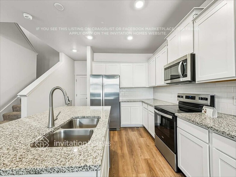Building Photo - 289 S Uriah St