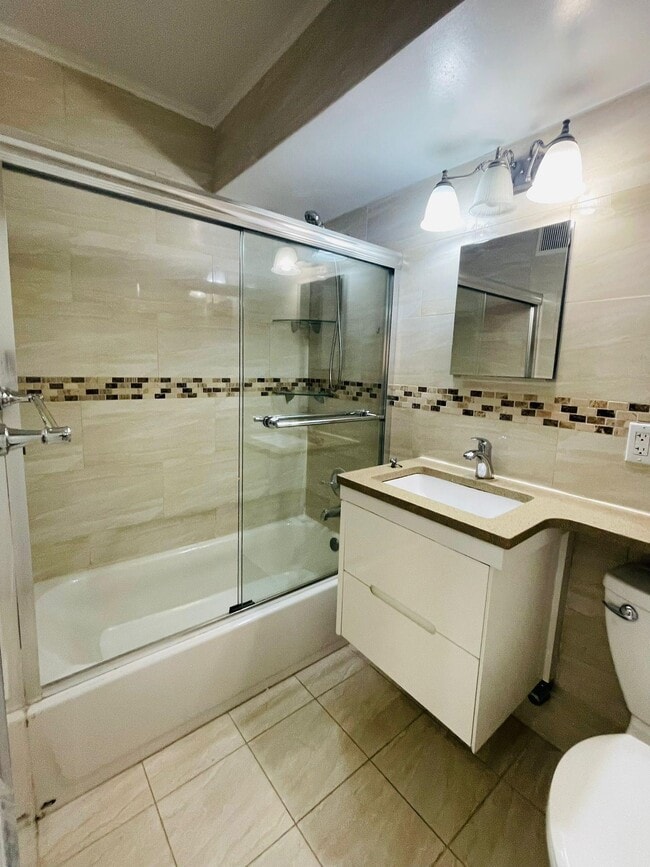 Building Photo - 280 Marin Blvd