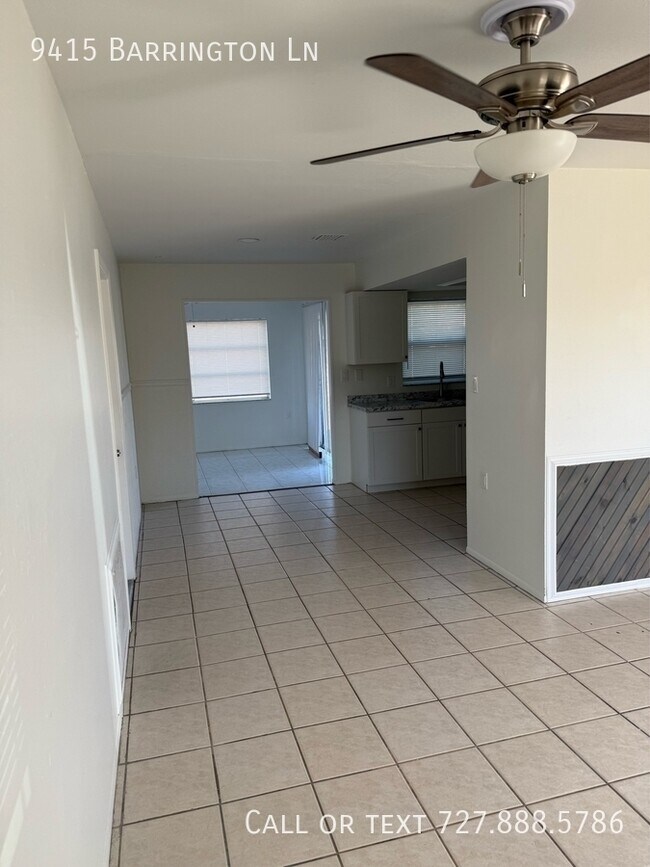 Building Photo - 9415 Barrington Ln