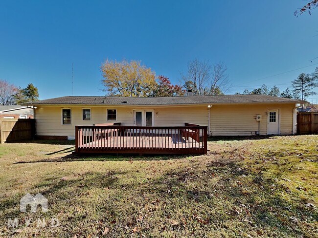 Building Photo - 5720 Raynor Rd