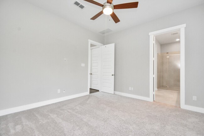 Building Photo - 708 Strawberry Pines Ct