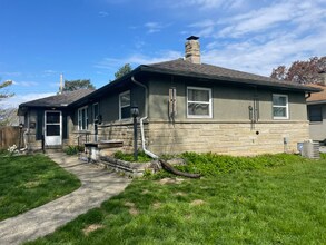 Building Photo - 4919 Fuller Dr