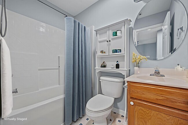 Building Photo - 200 Bridlewood Dr