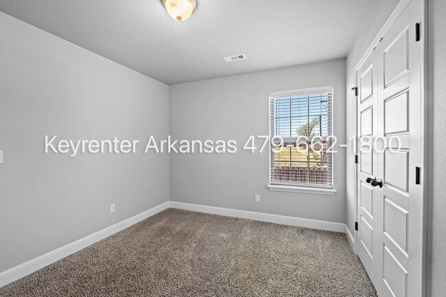 Building Photo - Gorgeous 4-Bedroom Home with Stainless Appliances & Pond View