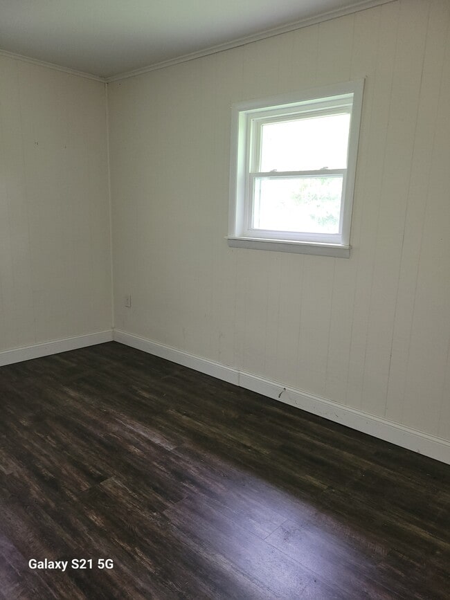 Building Photo - 219 Stone Dr