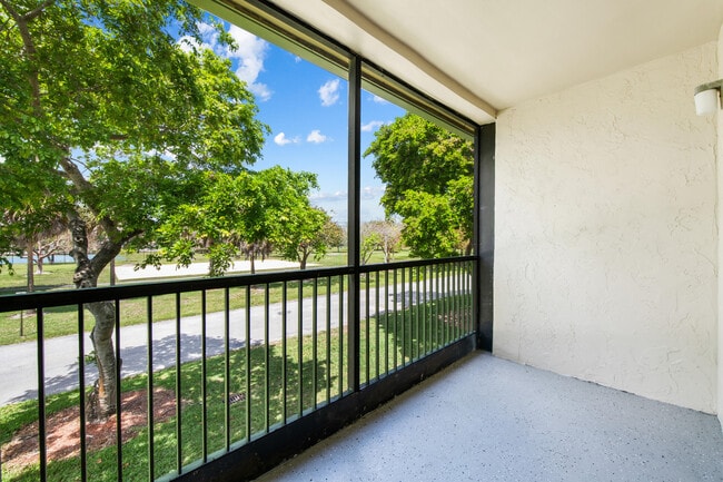 Building Photo - 4276 NW 89th Ave