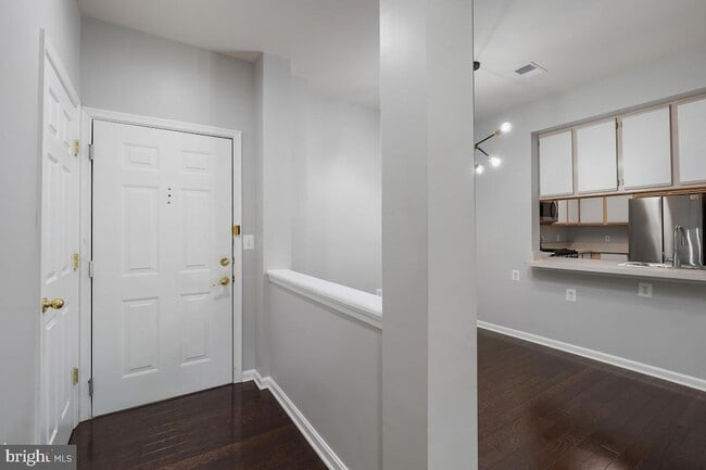 Building Photo - 101 Watkins Pond Blvd