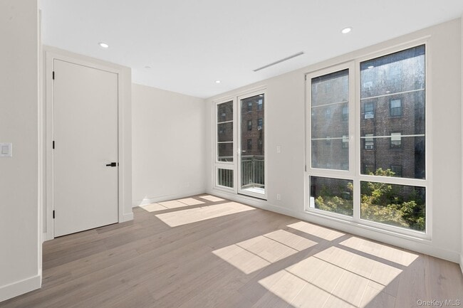 Building Photo - 312 Fenimore St