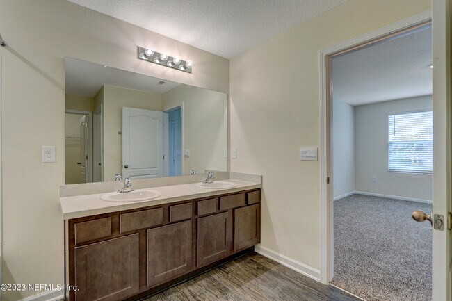 Building Photo - 3307 Lawton Pl