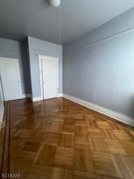 Building Photo - 37 High St