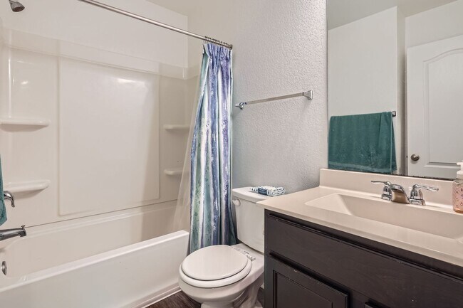 Building Photo - First time rental!