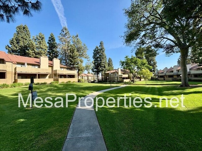 Building Photo - 10151 Arrow Route