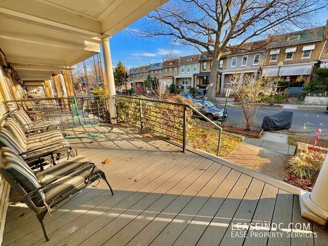 Building Photo - 4716 8th St NW