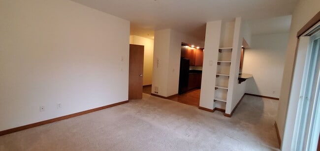 Building Photo - 2 Bedroom Condo in Cordata Neighborhood fo...