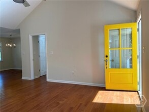 Building Photo - 18 S 3rd St