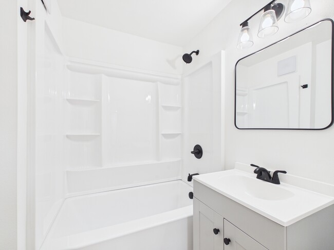 Building Photo - 1301 9th Ave