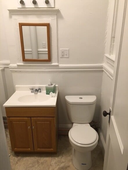 Building Photo - 1334 Commonwealth Ave