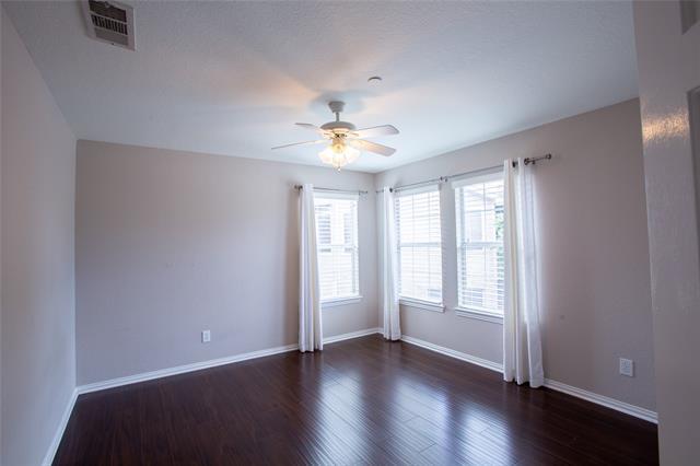 Building Photo - 956 Avondale Ln