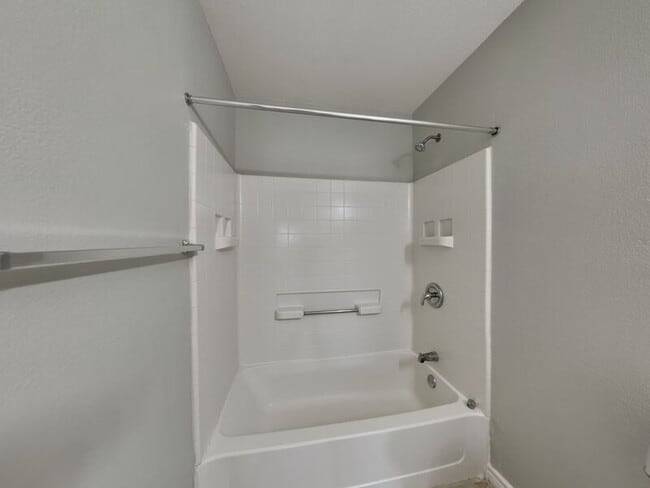 Building Photo - 10408 Woodruff Ct