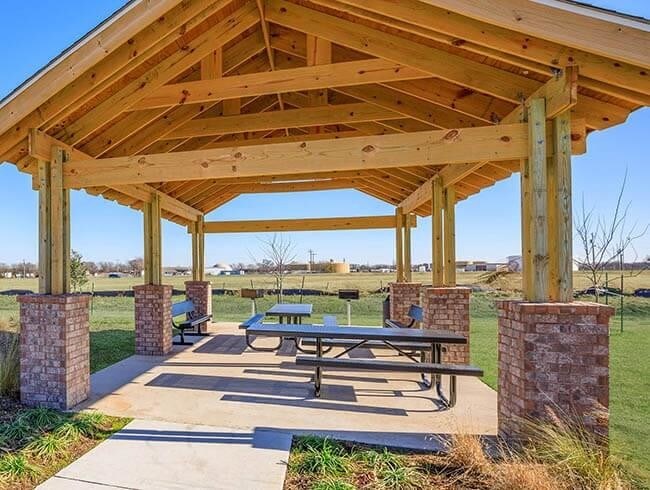 Building Photo - 285 Echols Ln