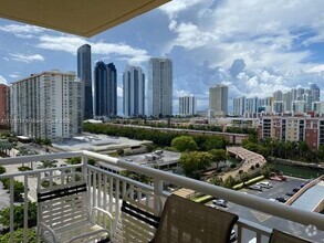 Building Photo - 2/2 SUNNY ISLES