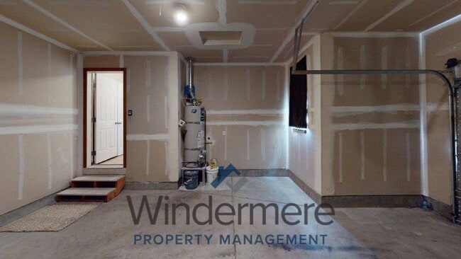 Building Photo - 2106 S Quillan St
