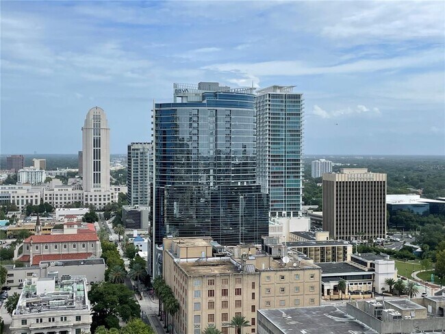 Building Photo - 155 S Court Ave