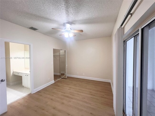 Building Photo - 4259 SW 10th Ct