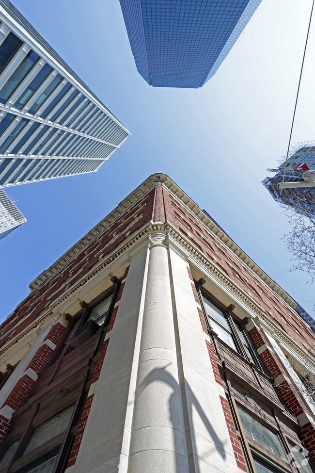 156 - 160 Front St - 160 Front St