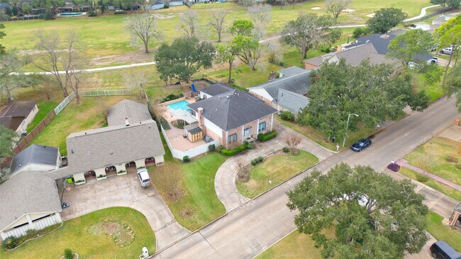 Building Photo - 3114 Cypress Point Dr