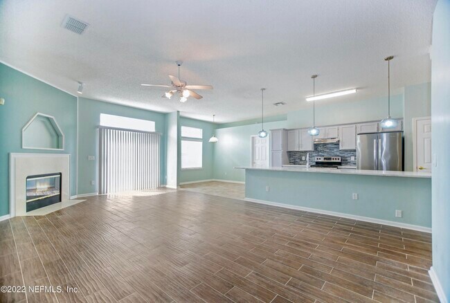 Building Photo - 4944 Greenland Hideaway Dr N