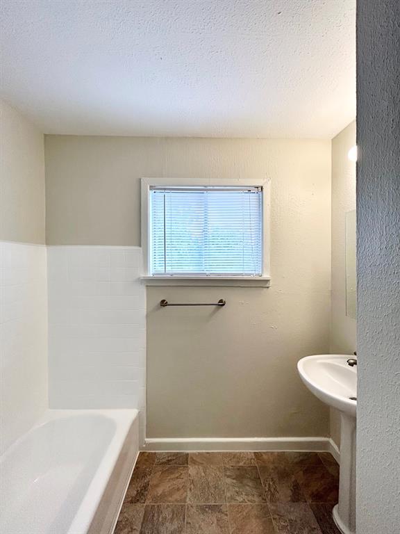 Building Photo - 3629 N MacGregor Way
